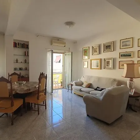 Casa Vacanze Terracina Daire Terracina